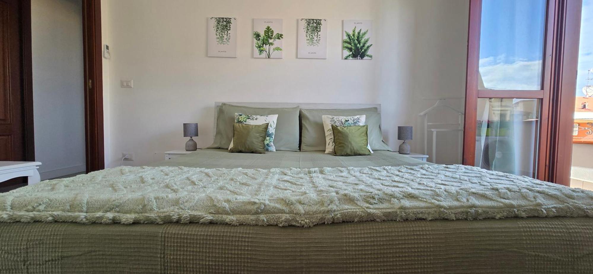 Ferienwohnung Casa Rosy - Stanza Privata Con Bagno Esclusivo E Parcheggio Gratuito Porto Torres Exterior foto