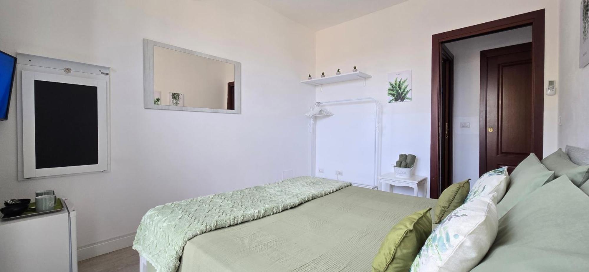 Ferienwohnung Casa Rosy - Stanza Privata Con Bagno Esclusivo E Parcheggio Gratuito Porto Torres Exterior foto